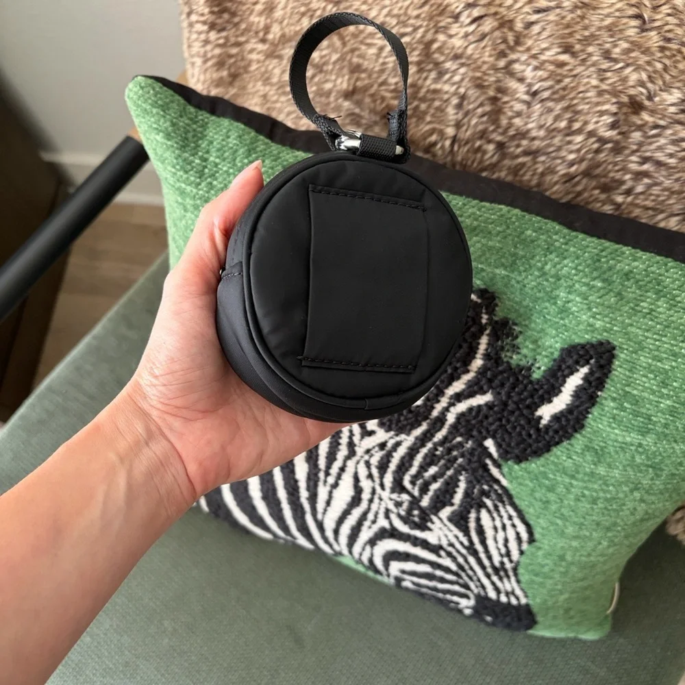 Lululemon Black Logo Keychain Strap - Picture 6 of 6